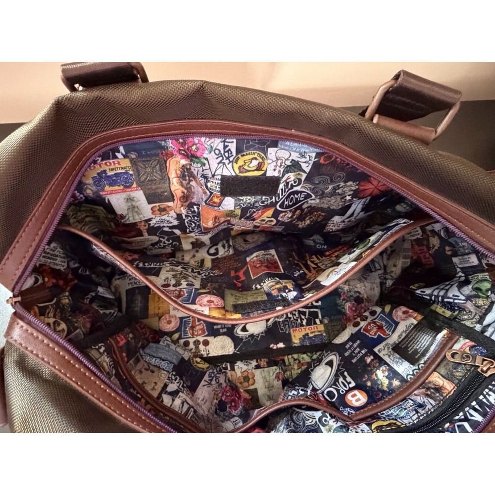 NWOT Robert Graham "The Jetsetter" In Olive Duffel Travel Bag MSRP $298 Retired - Picture 8 of 12